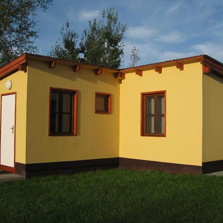 Apartmany Vcelka Hranice u Novych Hradu Exterior photo